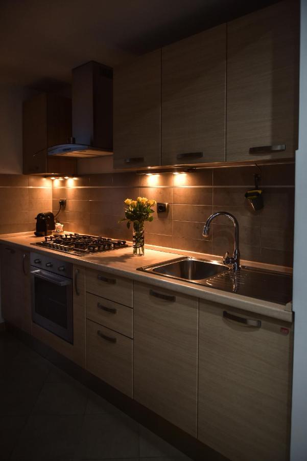 Modern Apartament Făgăraş Exteriör bild